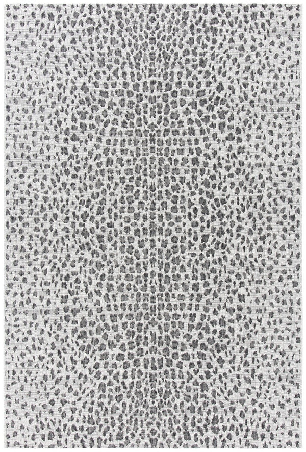 Courtyard 8000 Indoor/Outdoor Power Loomed 85.4% Polypropylene, 10.4% Polyester, 4.2% Latex Rug Grey / Black