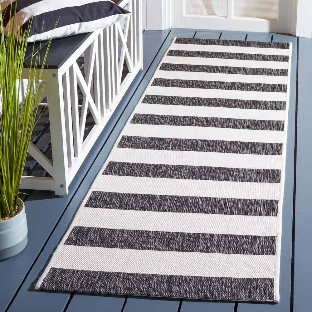 Safavieh Courtyard 8812 Power Loomed 85.4% Polypropylene/10.4% Polyester/4.2% Latex Outdoor Rug CY8812-53712-28