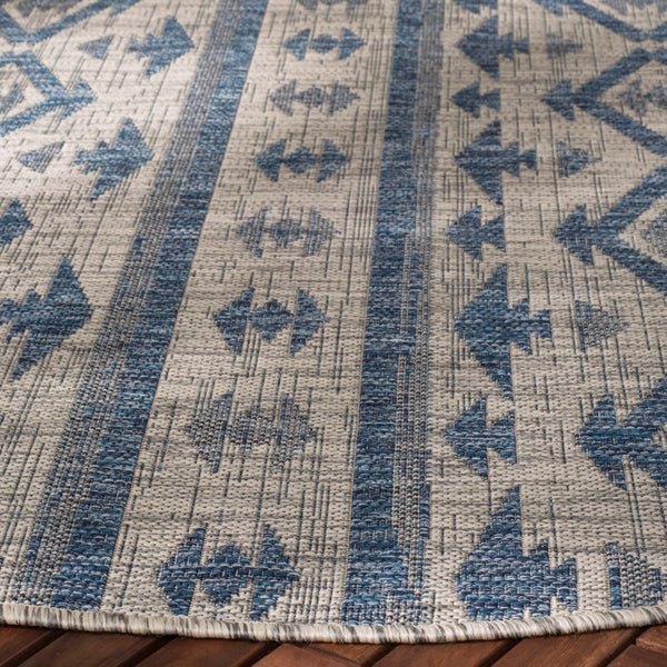 Safavieh Courtyard 8863 Power Loomed 85.4% Polypropylene/10.4% Polyester/4.2% Latex Indoor/Outdoor Rug CY8863-36812-810