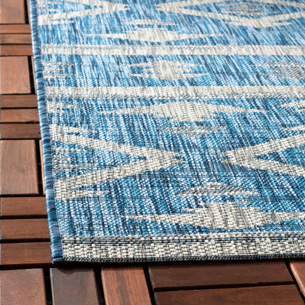 Safavieh Courtyard 8863 Power Loomed 85.4% Polypropylene/10.4% Polyester/4.2% Latex Outdoor Rug CY8863-36821-5