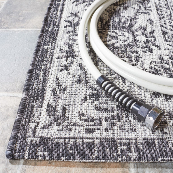 Safavieh Courtyard 8863 Power Loomed 85.4% Polypropylene/10.4% Polyester/4.2% Latex Indoor/Outdoor Rug CY8863-37621-810