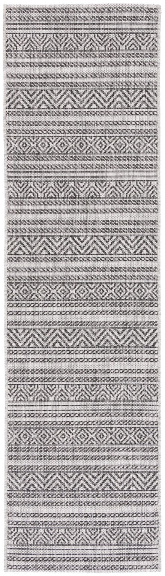 Safavieh Courtyard Power Loomed 85.4% Polypropylene/10.4% Polyester/4.2% Latex Indoor/Outdoor Rug CY8866-37612-5SQ