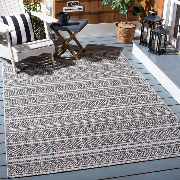 Safavieh Courtyard Power Loomed 85.4% Polypropylene/10.4% Polyester/4.2% Latex Indoor/Outdoor Rug CY8866-37612-5SQ