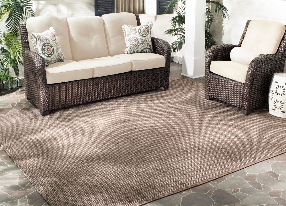 Safavieh Cys2021 Power Loomed 85.4% Polypropylene/10.4% Polyester/4.2% Latex Outdoor Rug CYS8477-366-5176