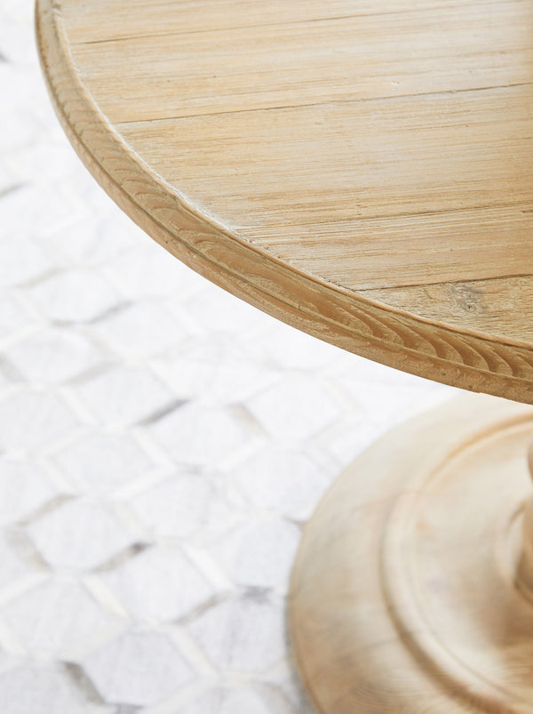 Essentials for Living Bella Antique Chelsea 36" Round Dining Table 8043.SGRY-PNE