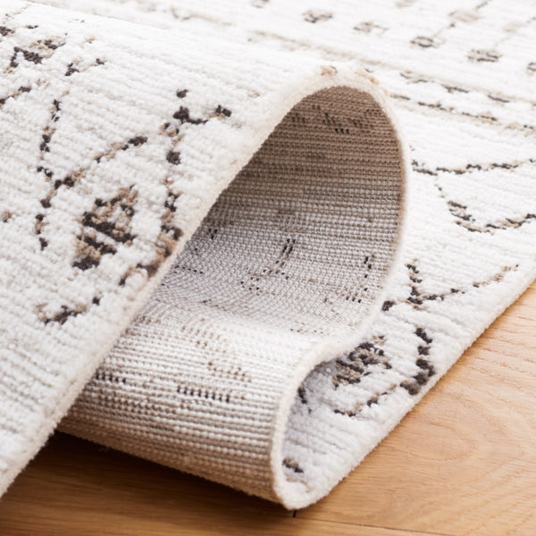 Safavieh Dakota 180 Power Loomed Polyester Rug DAK180A-9