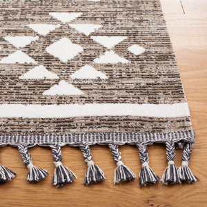 Safavieh Dakota 182 Power Loomed Polyester Rug DAK182T-9