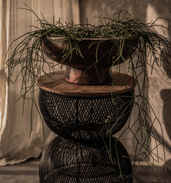 LH Imports D-Bodhi Wave Side Table DBA96-BLK