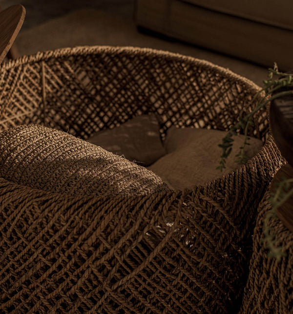 LH Imports D-Bodhi Knut Coffee Table DBA99