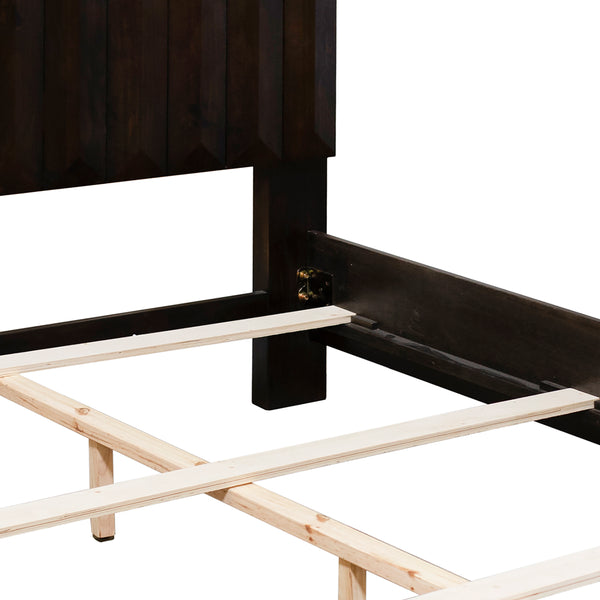 Dovetail Aldwell Bed DOV18064QMB