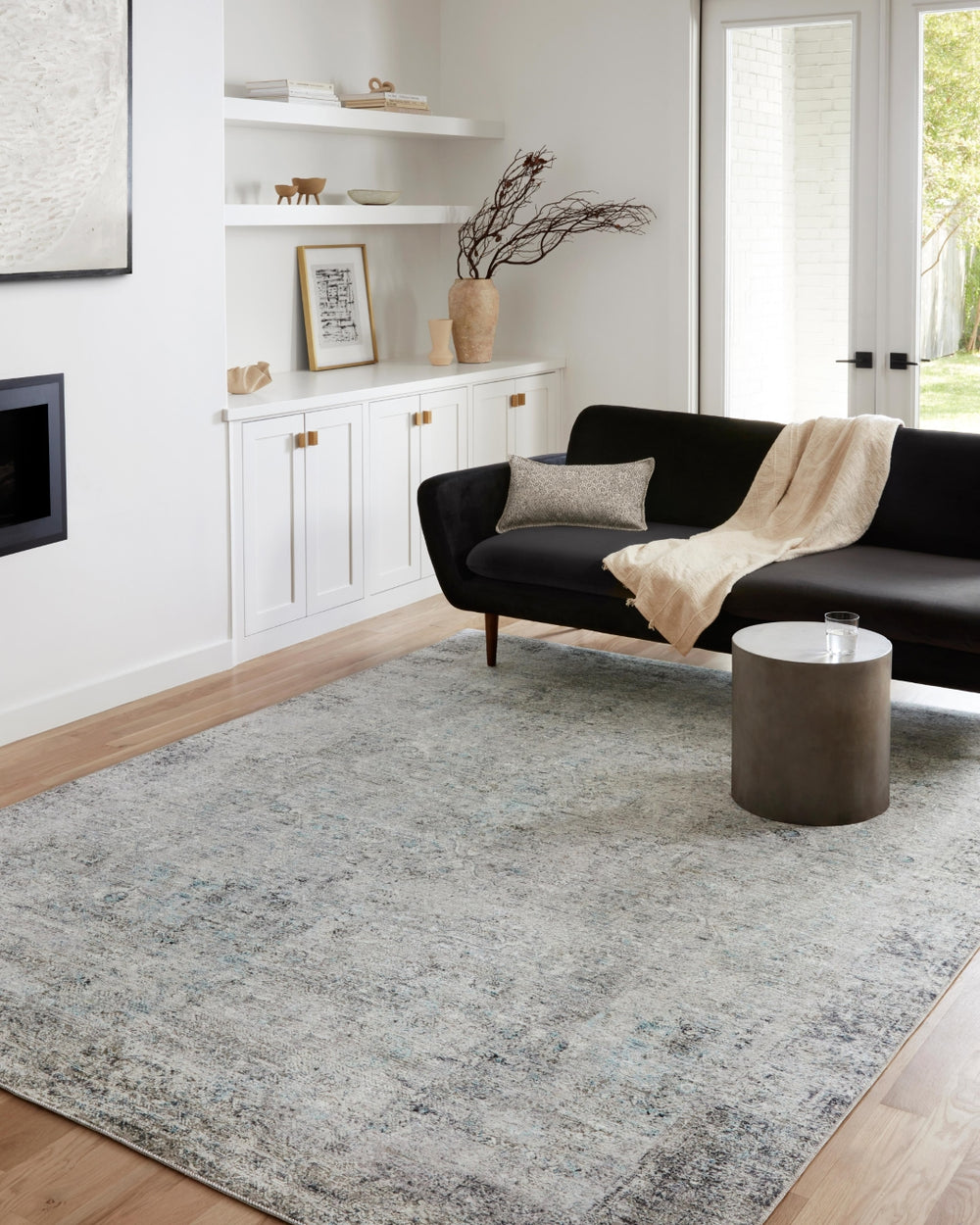 Loloi Drift DRI-05 100% Polyester Pile Power Loomed Contemporary Rug DRIFDRI-05IVSI86B6