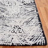 Safavieh Ebony 101 Floral Hand Tufted Rug Black / Ivory EBN101Z-8