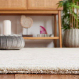 Safavieh Ebony 102 Antique Hand Tufted Rug Pink / Ivory EBN102U-8