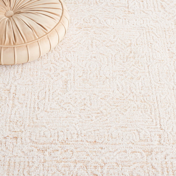 Safavieh Ebony 104 Geometric Hand Tufted Rug Gold / Ivory EBN104D-8