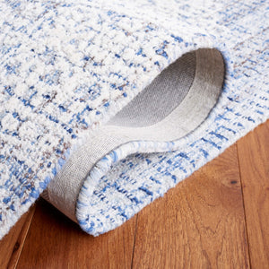 Safavieh Ebony 106 Antique Hand Tufted Rug Blue / Ivory EBN106M-8