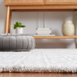 Safavieh Ebony 107 Modern Hand Tufted Rug Natural / Ivory EBN107A-8