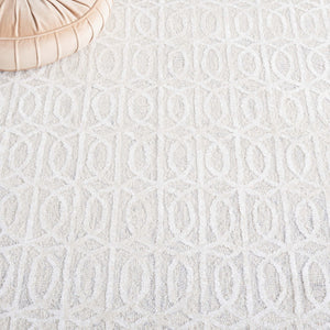 Safavieh Ebony 107 Modern Hand Tufted Rug Beige / Ivory EBN107B-8