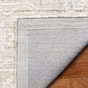 Safavieh Ebony 111 Antique Hand Tufted Rug Grey / Ivory EBN111F-8