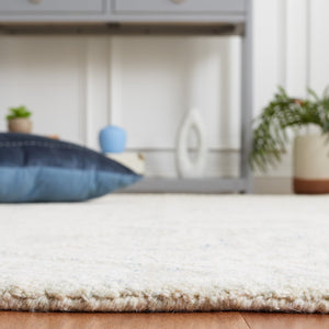 Safavieh Ebony 111 Antique Hand Tufted Rug Blue / Ivory EBN111M-8