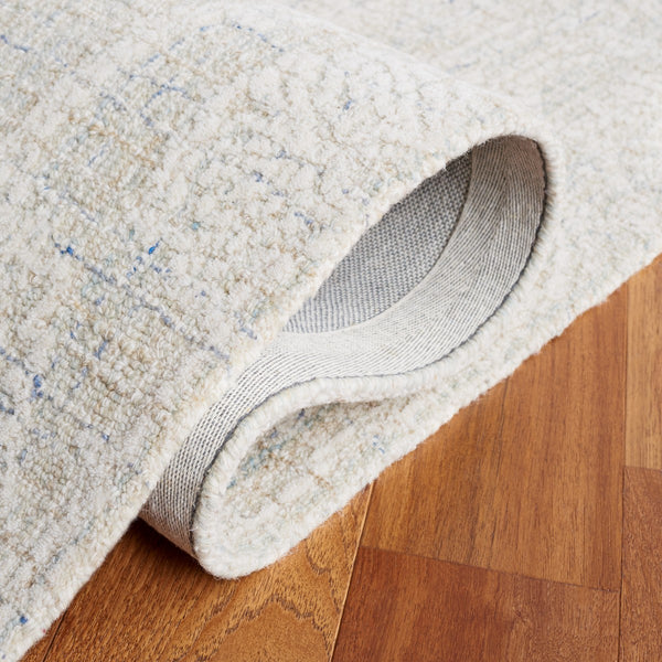 Safavieh Ebony 111 Antique Hand Tufted Rug Blue / Ivory EBN111M-8