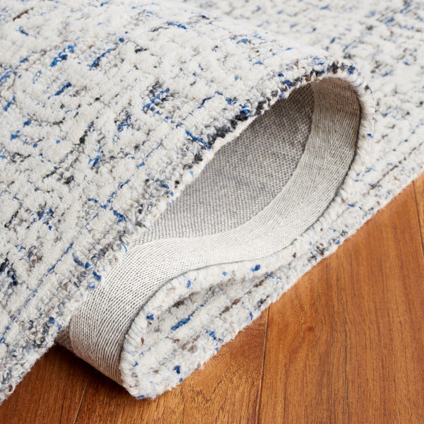 Safavieh Ebony 115 Antique Hand Tufted Rug Blue / Ivory EBN115M-8