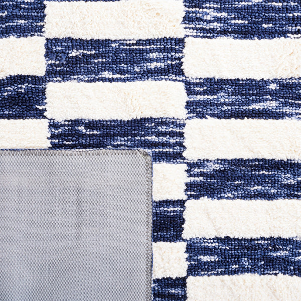 Safavieh Easy Care 109 Power Loomed Polyester Contemporary Rug ECR109N-6