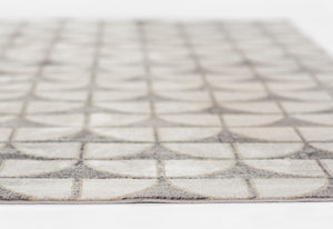 Momeni Edition EDI-2 Machine Made Contemporary Geometric Indoor Area Rug Charcoal 8'11" x 12'6" EDITIEDI-2CHR8BC6