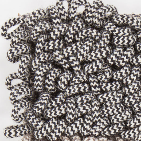 Chandra Rugs Evelyn 75% Wool + 25% Viscose Hand-Woven Contemporary Rug Black 7'9 x 10'6