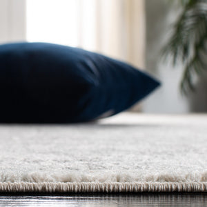 Evoke 256 Transitional Power Loomed 66% Polypropylene 27% Jute 5% Polyester 2% Cotton Rug Ivory / Grey