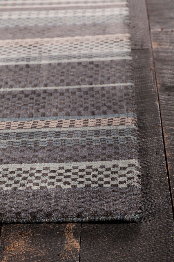 Chandra Rugs Evora 80% Wool + 20% Viscose Hand-Tufted Contemporary Rug Black/Grey 7'9 x 10'6