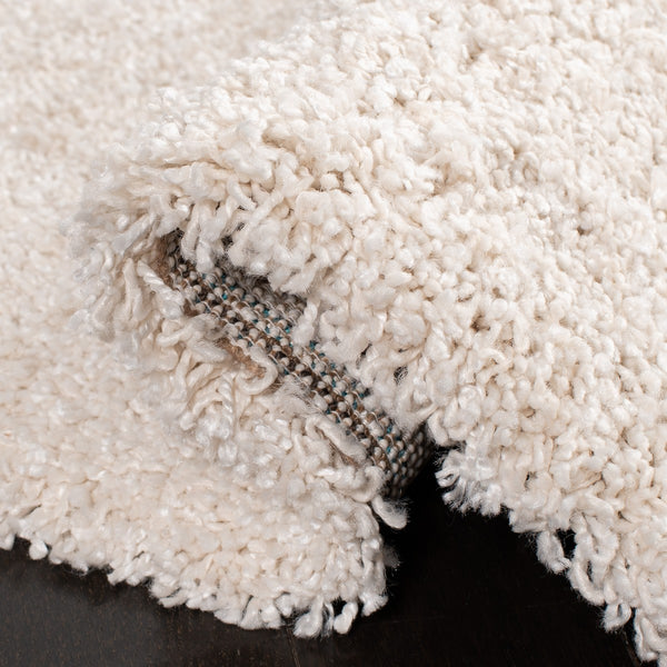 Evolution Shag 500 Evolution Shag 520 Shags Power Loomed Polypropylene Rug Ivory
