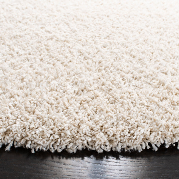 Evolution Shag 500 Evolution Shag 520 Shags Power Loomed Polypropylene Rug Ivory