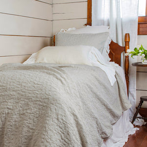 HiEnd Accents Porto Matelassé Duvet Cover Set FB1757-TW-TP Light Taupe Duvet Cover - Face and Back: 100% cotton. Pillow Sham - Face and Back: 100% cotton. 68x88