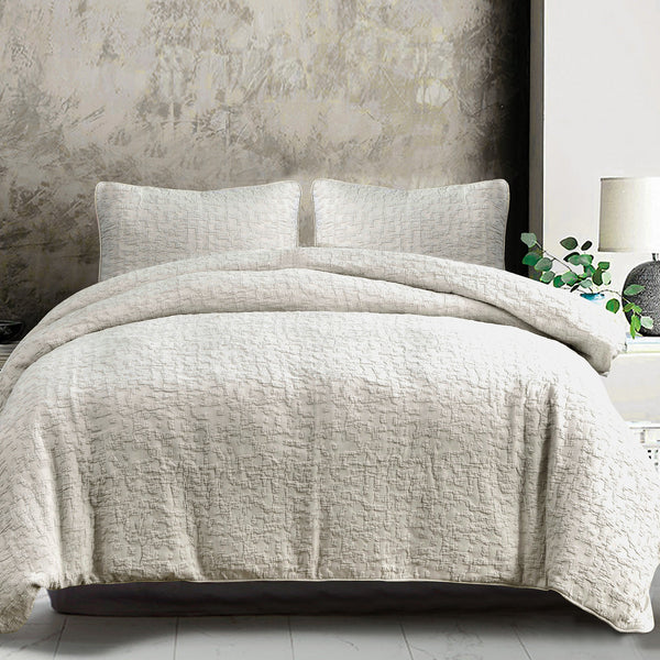 HiEnd Accents Porto Matelassé Duvet Cover Set FB1757-TW-TP Light Taupe Duvet Cover - Face and Back: 100% cotton. Pillow Sham - Face and Back: 100% cotton. 68x88