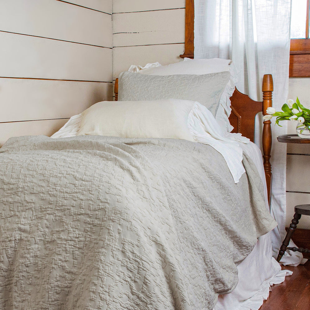 HiEnd Accents Porto Matelassé Comforter Set FB1758-SK-TP Light Taupe Comforter - Face and Back: 100% cotton; Fill: 100% polyester. Pillow Sham - Face and Back: 100% cotton. 110x96x4