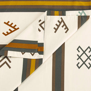 HiEnd Accents Toluca Canvas Comforter Set FB2205-TW-OC Multi Color Comforter - Face and Back: 100% cotton; Fill: 100% polyester. Pillow Sham - Face and Back: 100% cotton. 68x88x2