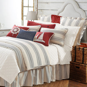 HiEnd Accents Prescott Duvet Cover Set FB6200-SQ-NA White, Navy Duvet: Face: 100% Polyester, Back: 100% Cotton; King Sham: 100% Polyester (2pc) 92x96x0.5