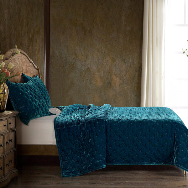 HiEnd Accents Stella Faux Silk Velvet Quilt FB6700-TW-TL Teal Face: 70% rayon, 30% nylon; Lining: 100% cotton 68x88