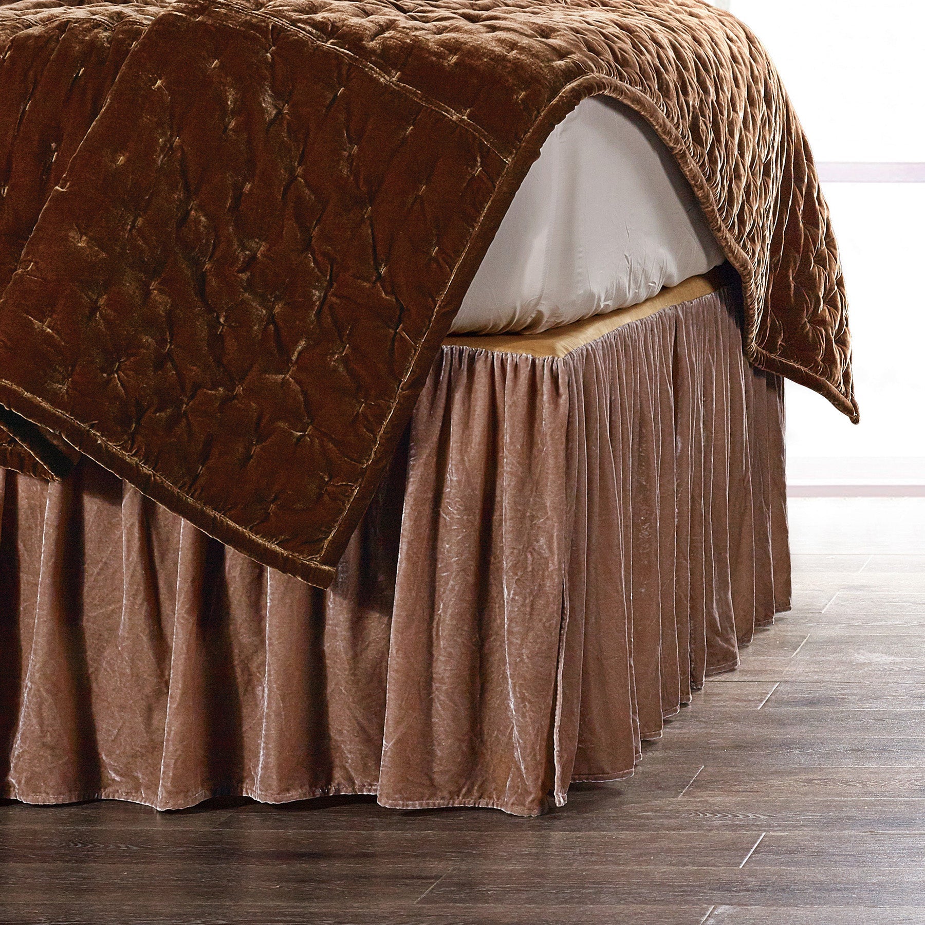HiEnd Accents Stella Bed Skirt