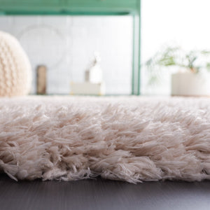 Safavieh Flokati Shag 950 Power Loomed 100% Polyester Pile Shag Rug FLK950E-4