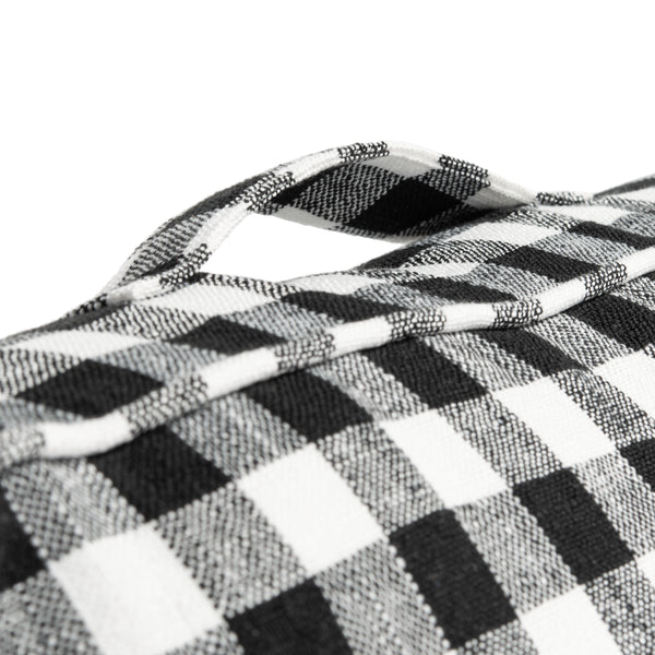 Safavieh Nonnie Floor Pillow . FABRIC Rug FLP1019A