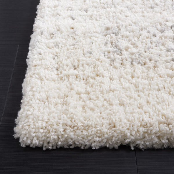Safavieh Fontana 827 Power Loomed Polypropylene Pile Shag & Flokati Rug FNT827A-9