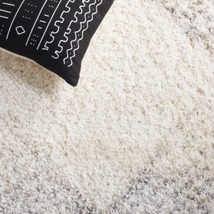 Safavieh Fontana 827 Power Loomed Polypropylene Pile Shag & Flokati Rug FNT827A-9