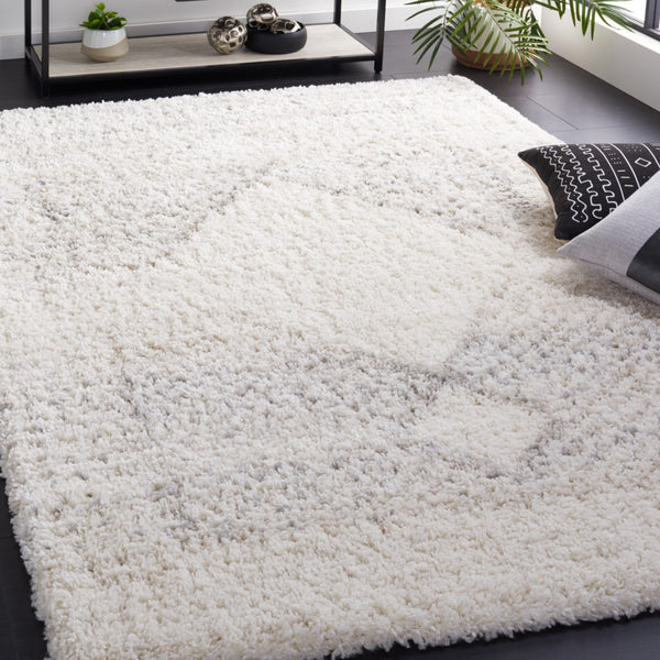 Safavieh Fontana 827 Power Loomed Polypropylene Pile Shag & Flokati Rug FNT827A-9