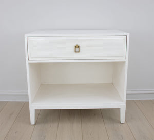 Zeugma FR874 White Small Chest