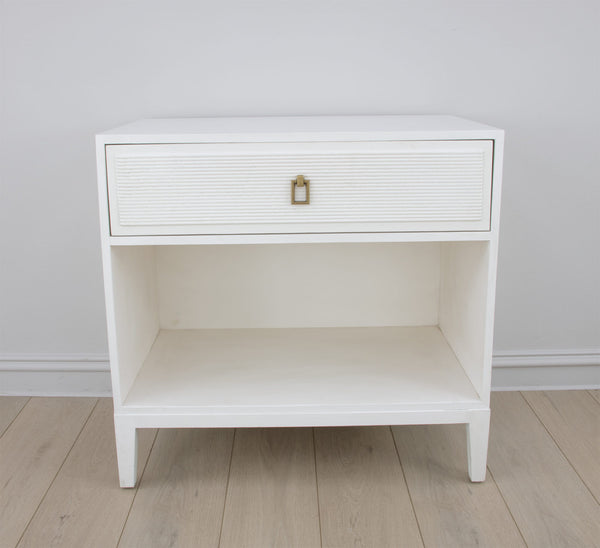 Zeugma FR874 White Small Chest