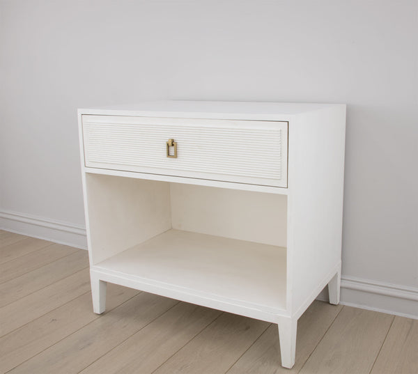 Zeugma FR874 White Small Chest