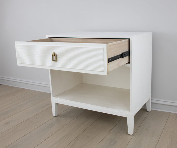 Zeugma FR874 White Small Chest