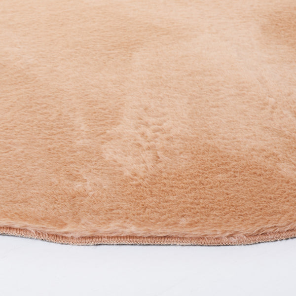 Safavieh Faux Rabbit Fur 500 Power Loomed 100% Polyester Pile Solid & Tonal Rug FRF500B-8