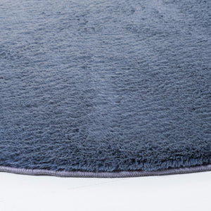 Safavieh Faux Rabbit Fur 500 Power Loomed 100% Polyester Pile Solid & Tonal Rug FRF500H-8